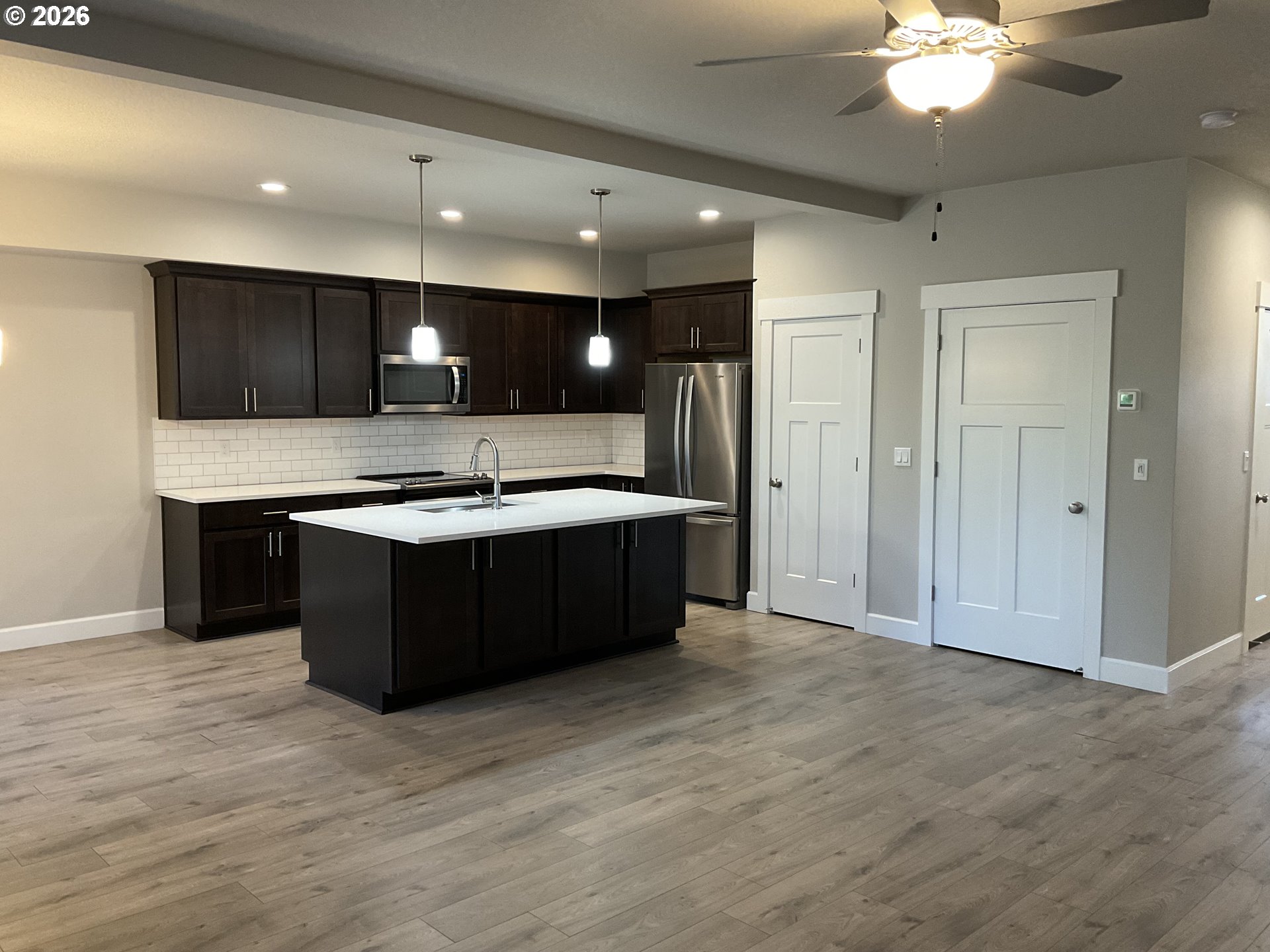 1018 NE REGAN HILL LOOP