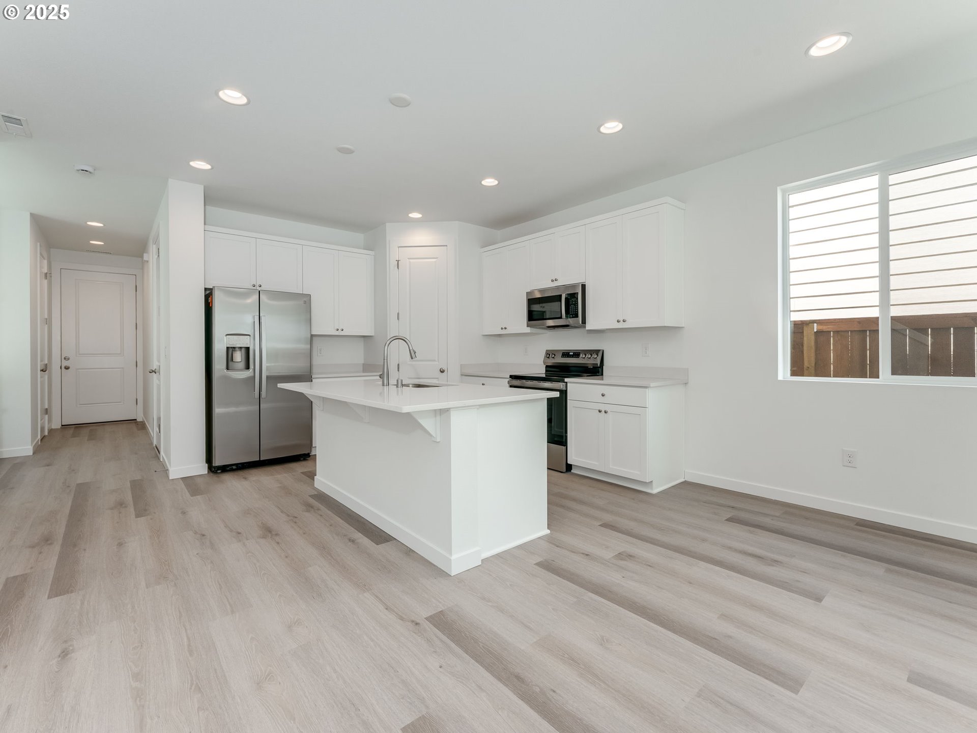 2143 SW 5TH PL