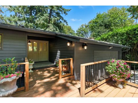 2651 LOOKOUT CT Lake Oswego OR 97034