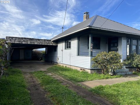 2260 MEADE ST North Bend OR 97459