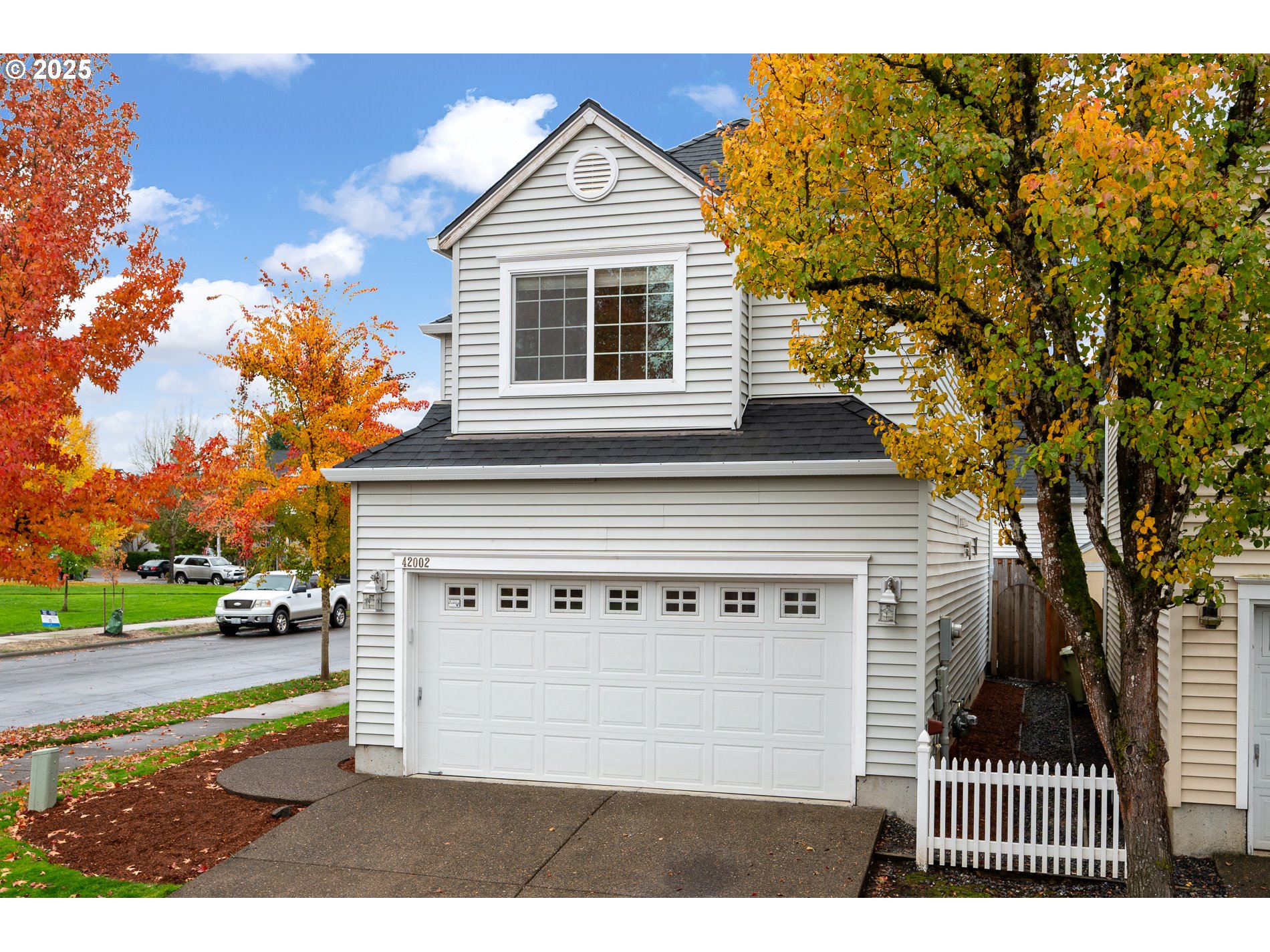 42002 NW ELMHURST CT