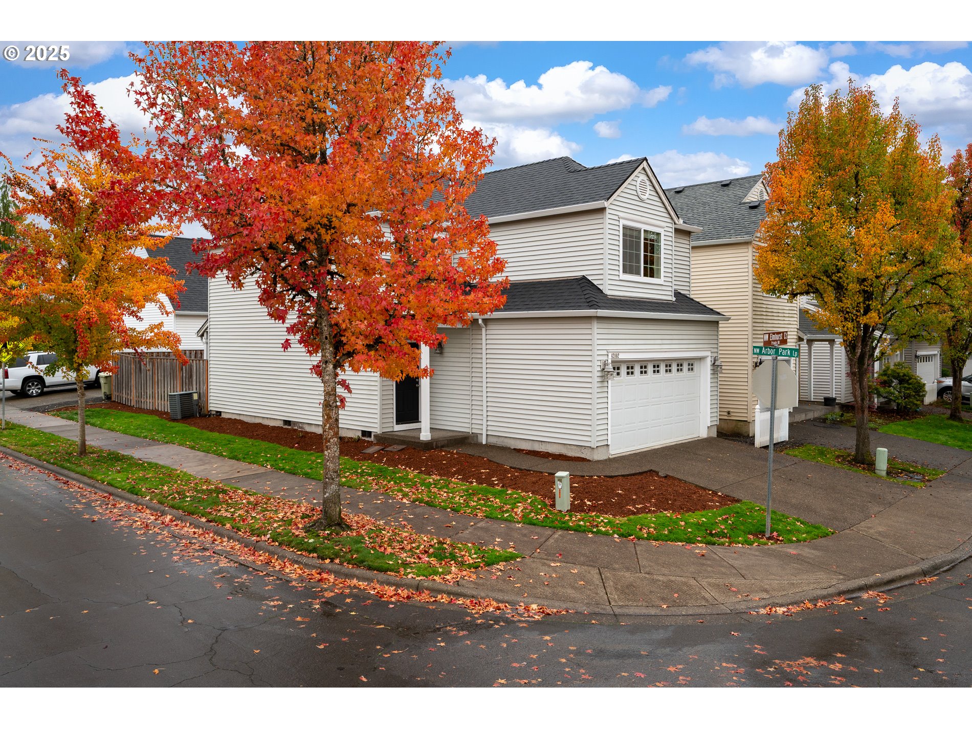 42002 NW ELMHURST CT