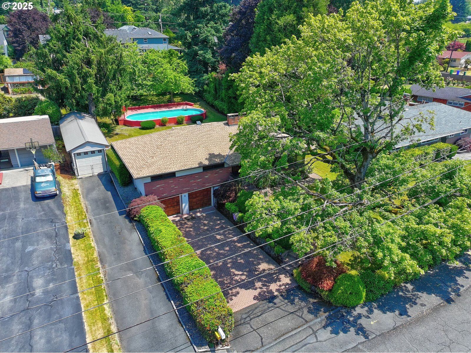 3419 SE GUILFORD CT