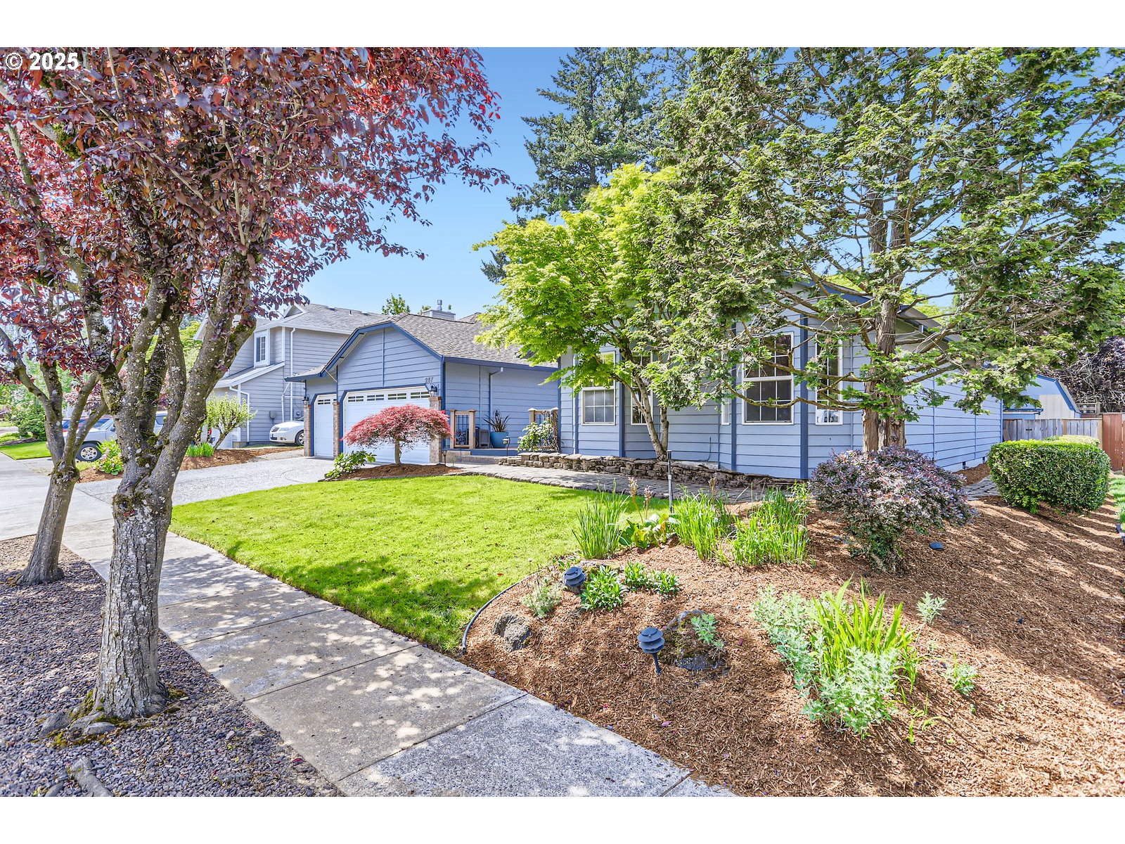257 SW NANCY CIR