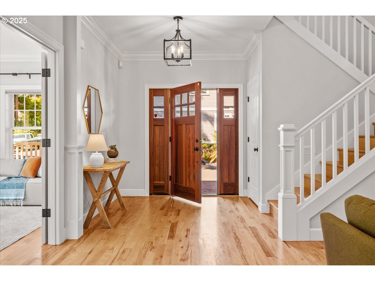 4121 N OVERLOOK TER