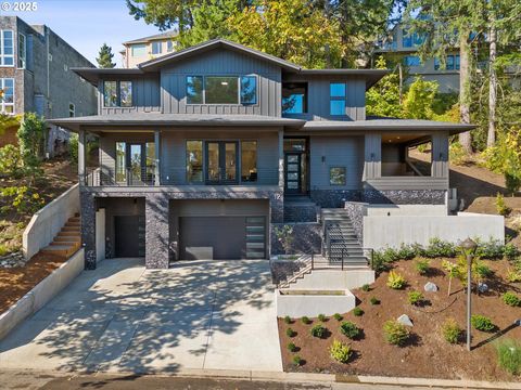 12 HIDALGO ST Lake Oswego OR 97035