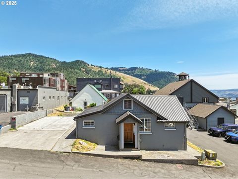 120.5 N MAIN AVE White Salmon WA 98672