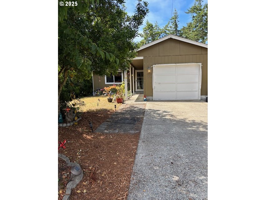 Florence, Oregon 97439, United States, 3 Bedrooms Bedrooms, ,1 BathroomBathrooms,Residential,Active,182187