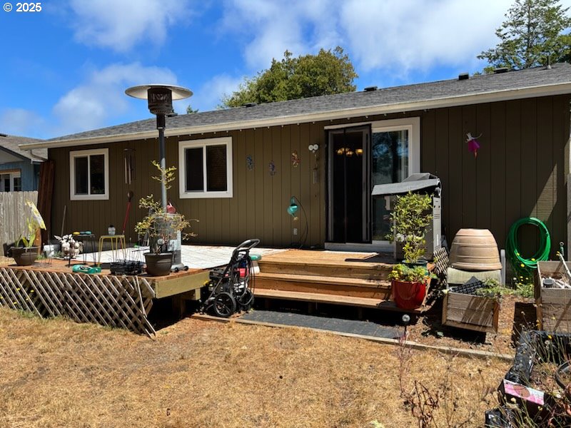 Florence, Oregon 97439, United States, 3 Bedrooms Bedrooms, ,1 BathroomBathrooms,Residential,Active,182187