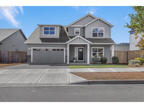 Photo of 295 SW Mt St Helens St, McMinnville, OR 97128 (MLS # 743121749)