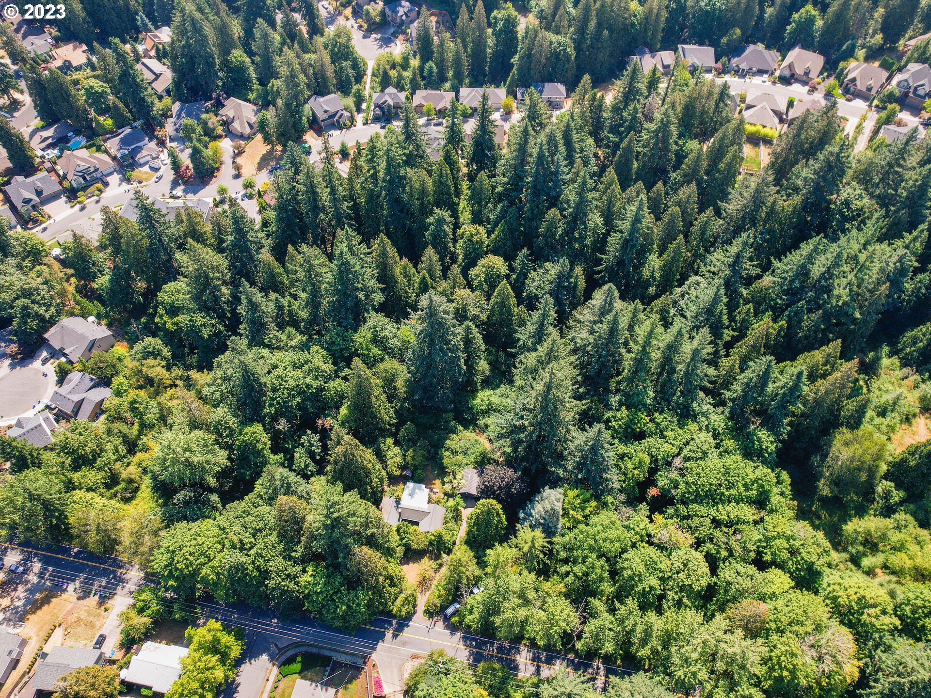 2440 SE REGNER RD