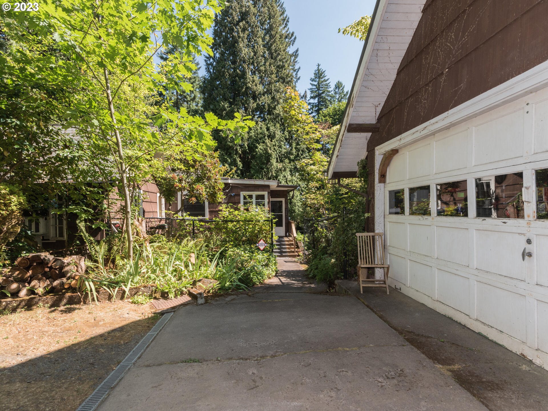 2440 SE REGNER RD