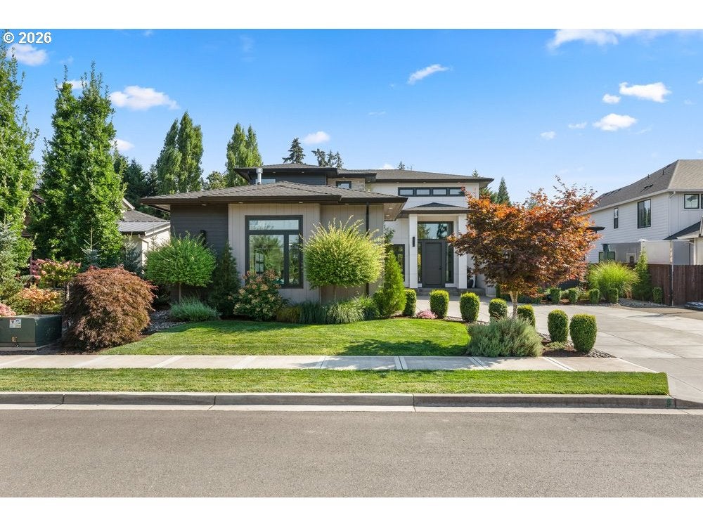 2201 S 19TH WAY