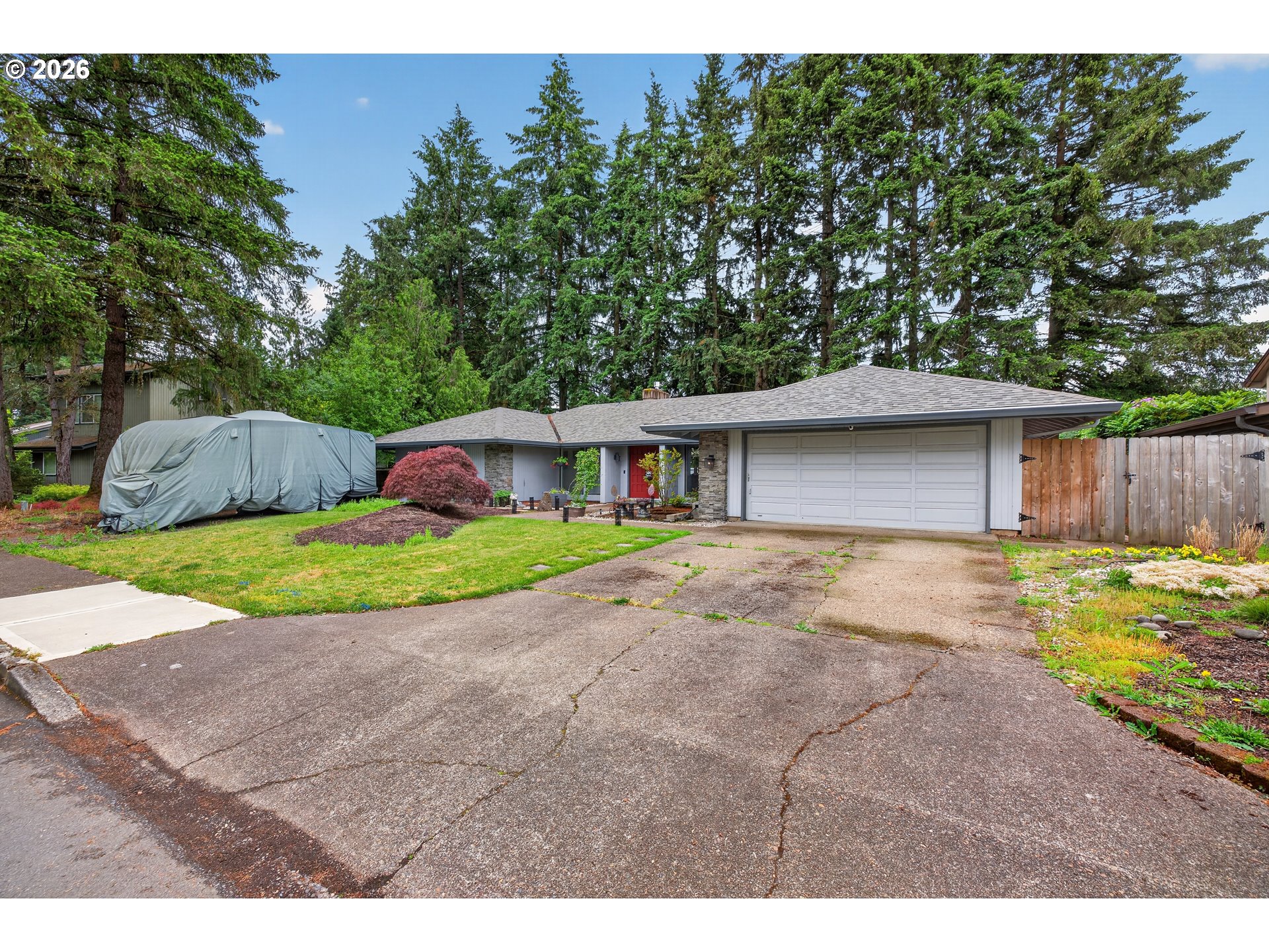 2264 SE SINGING WOODS DR