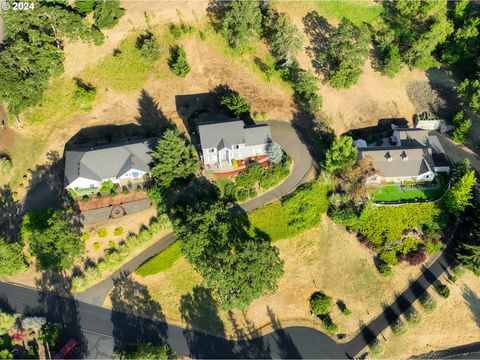 A home in Roseburg