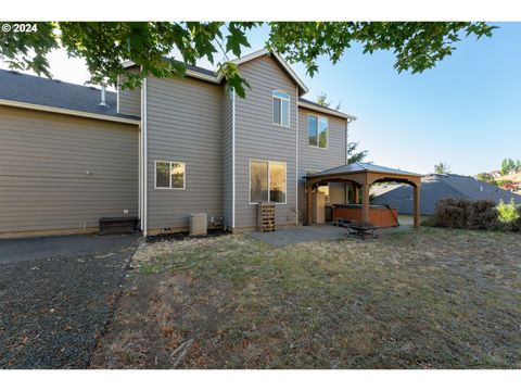 A home in Roseburg