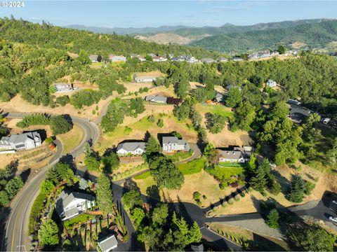 A home in Roseburg