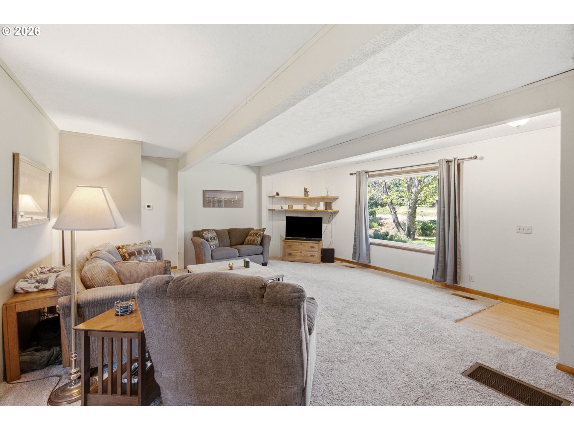 1109 COUNTRY CLUB RD