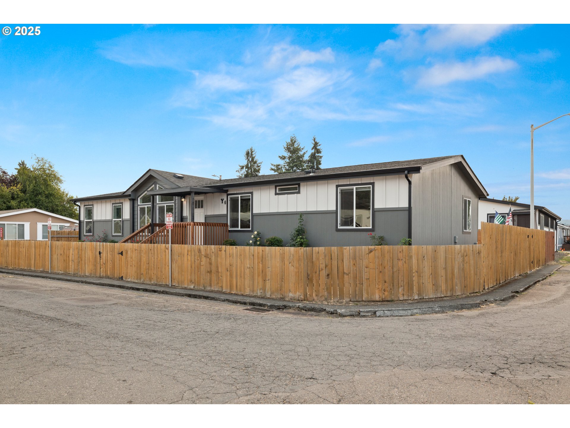 10701 SE HIGHWAY 212 Y6