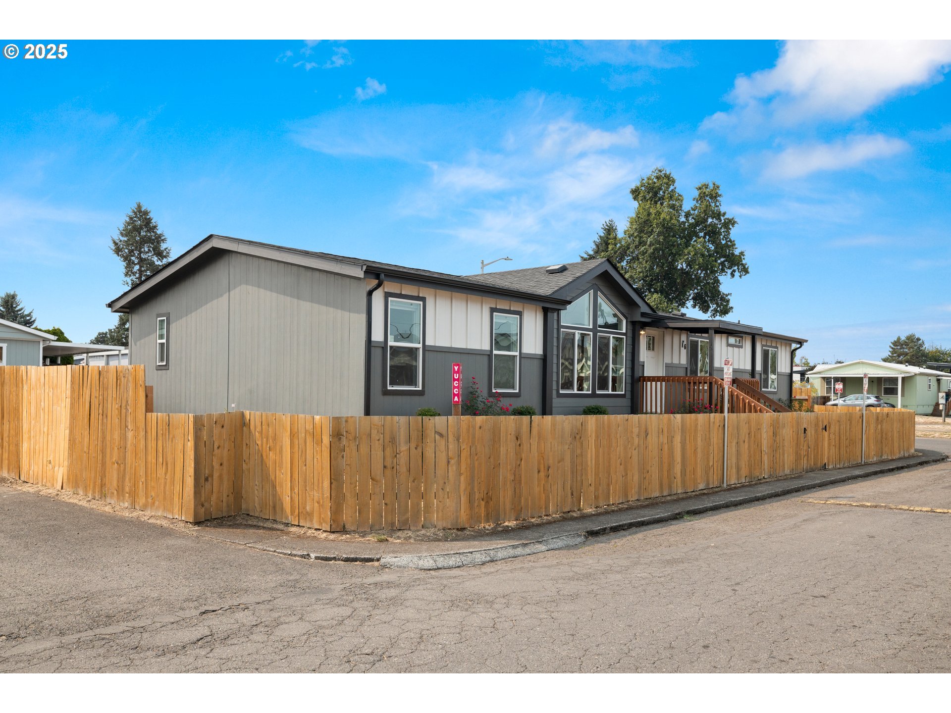 10701 SE HIGHWAY 212 Y6