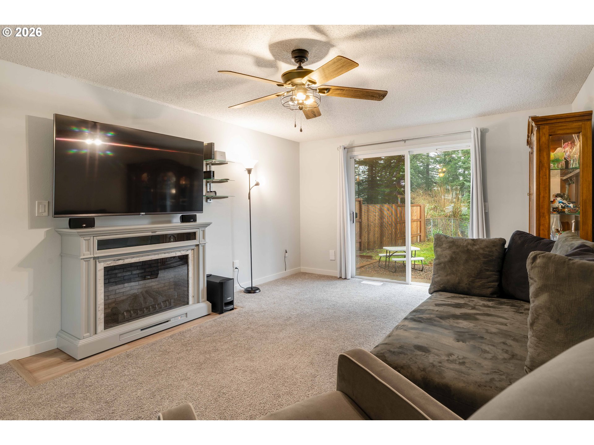 1318 SE BEAVER CREEK LN