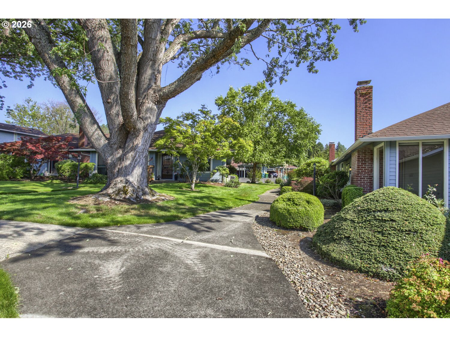 5292 SW BARCLAY CT