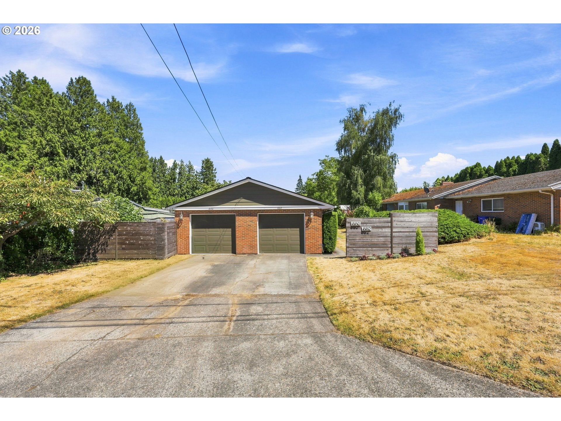 880 NW FLORENCE AVE