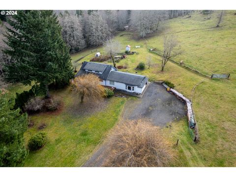 A home in Clatskanie