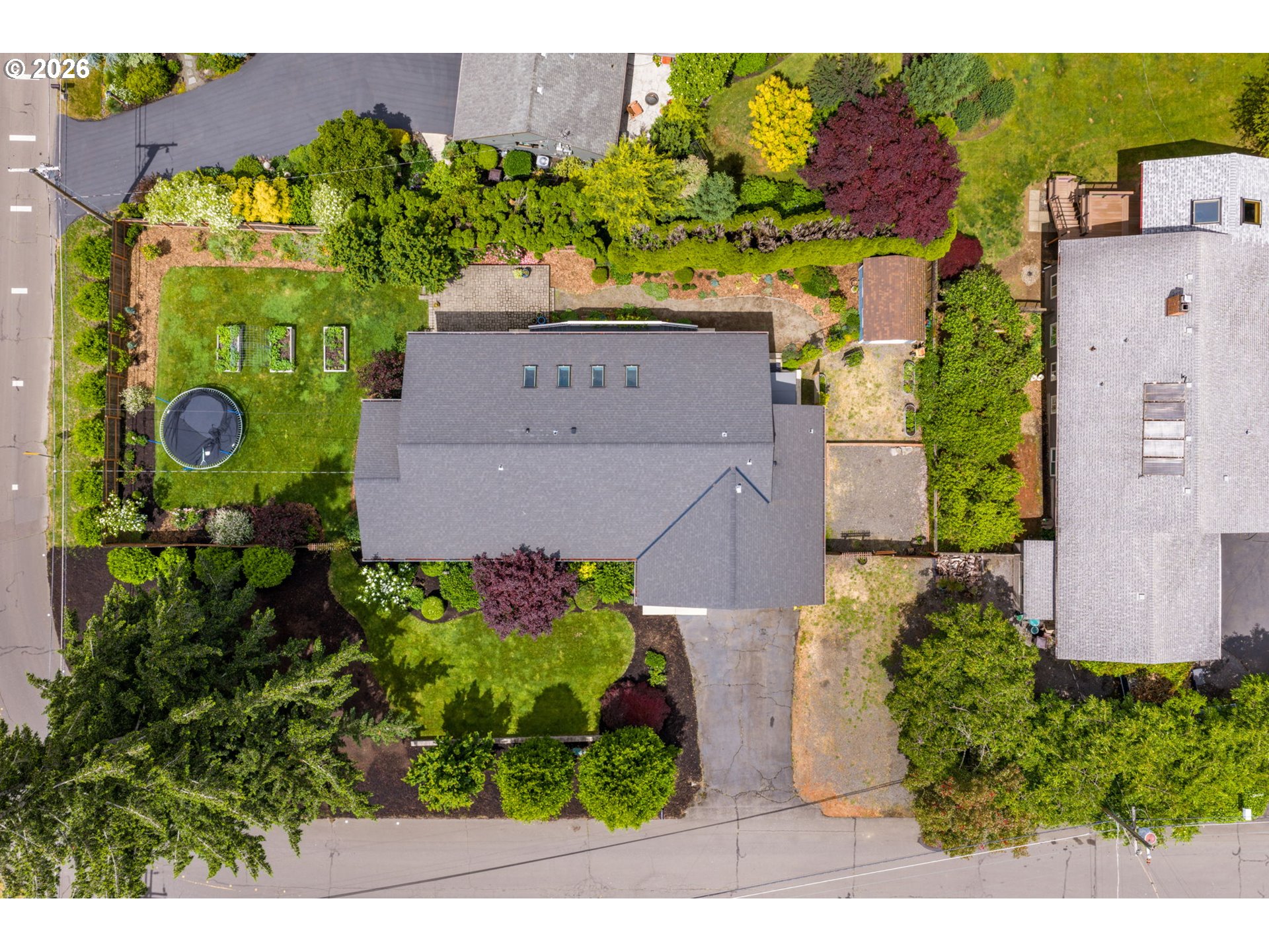 957 MARYLHURST DR