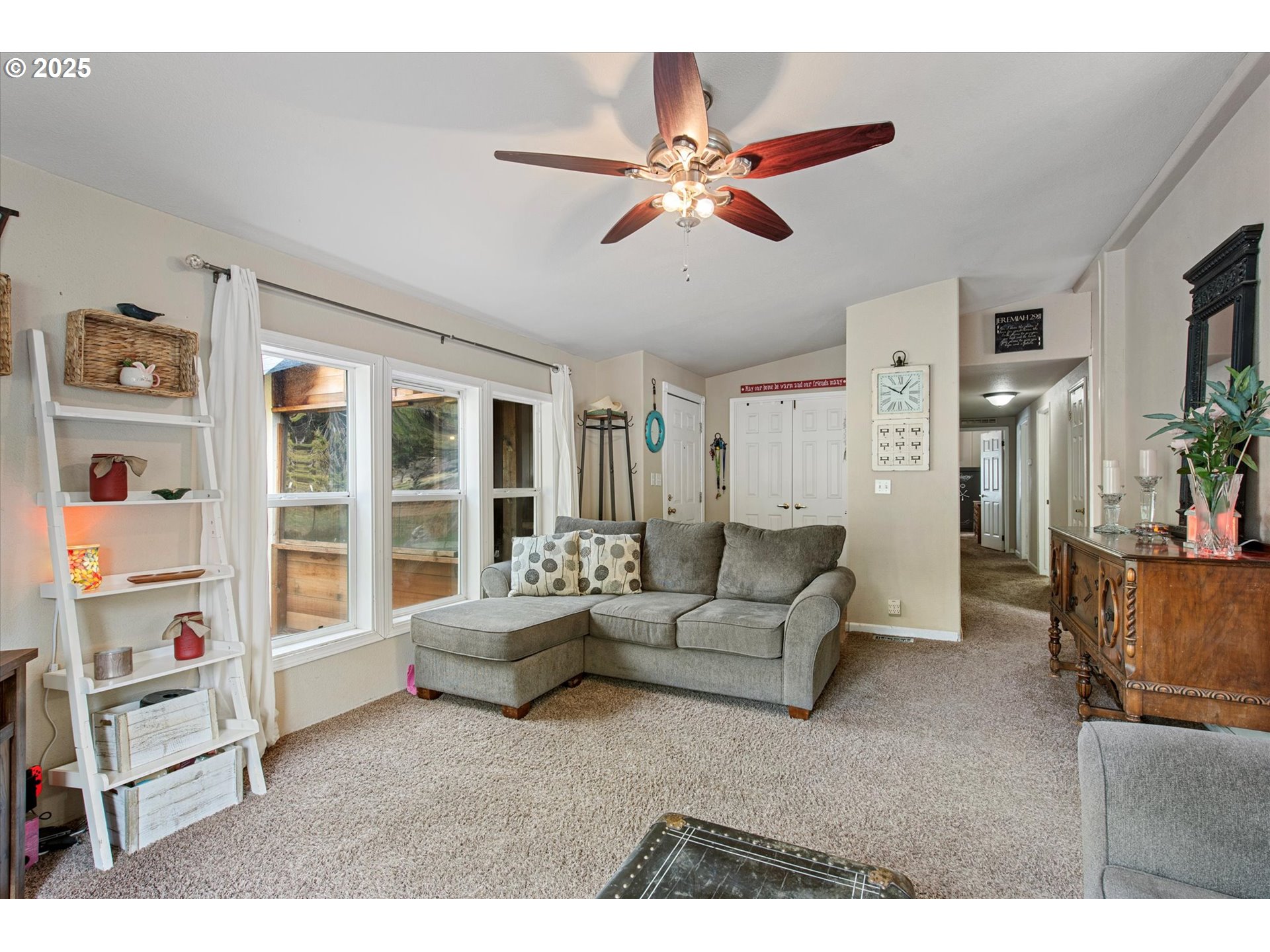 14266 PINE CREEK LN