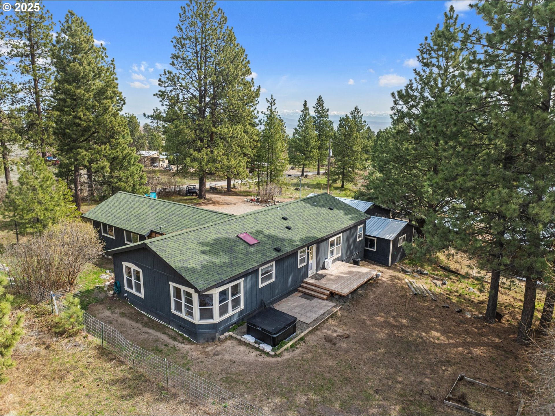 14266 PINE CREEK LN