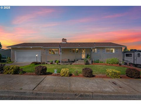 717 E 21ST PL The Dalles OR 97058
