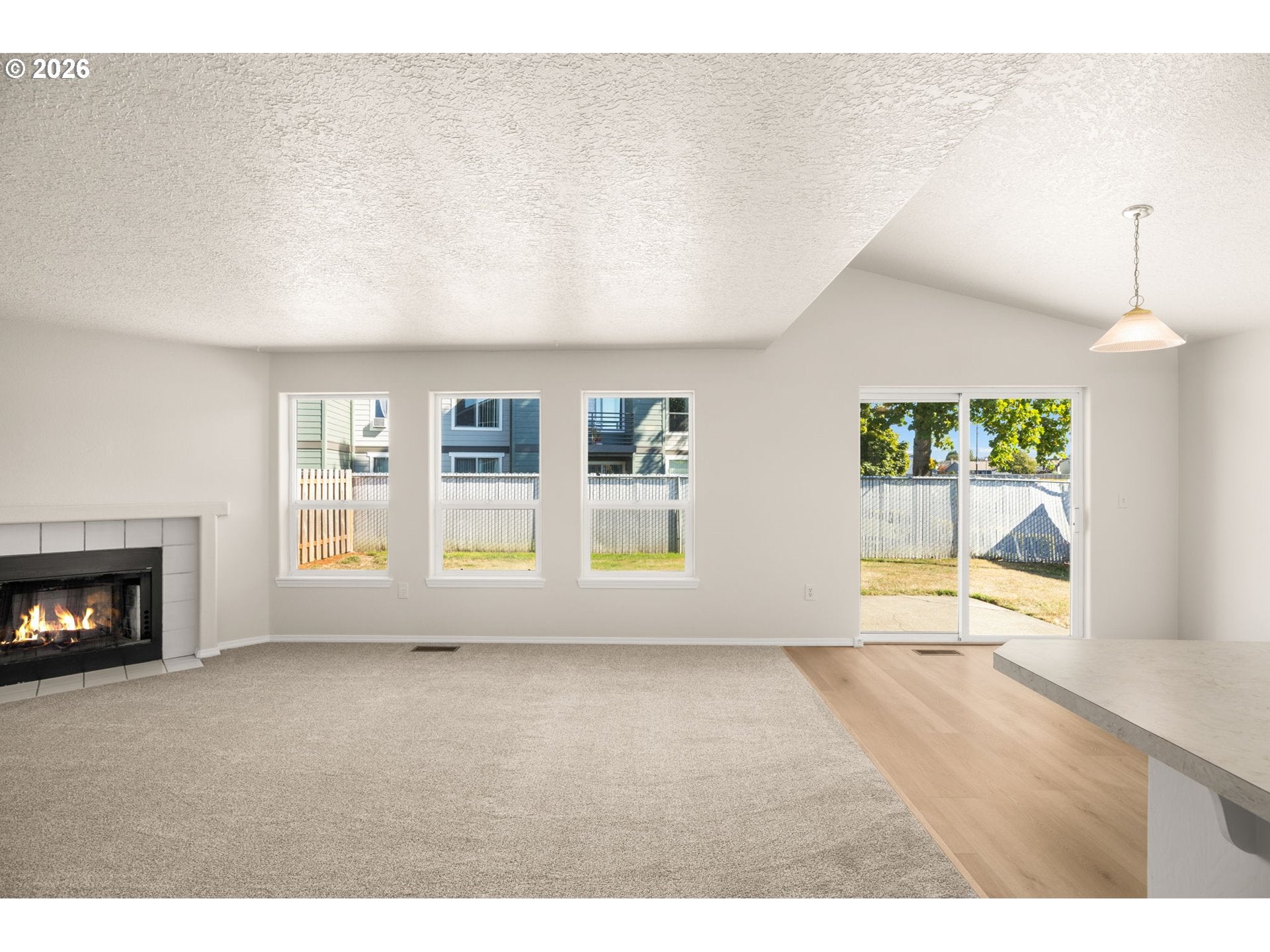 896 SE 74TH AVE