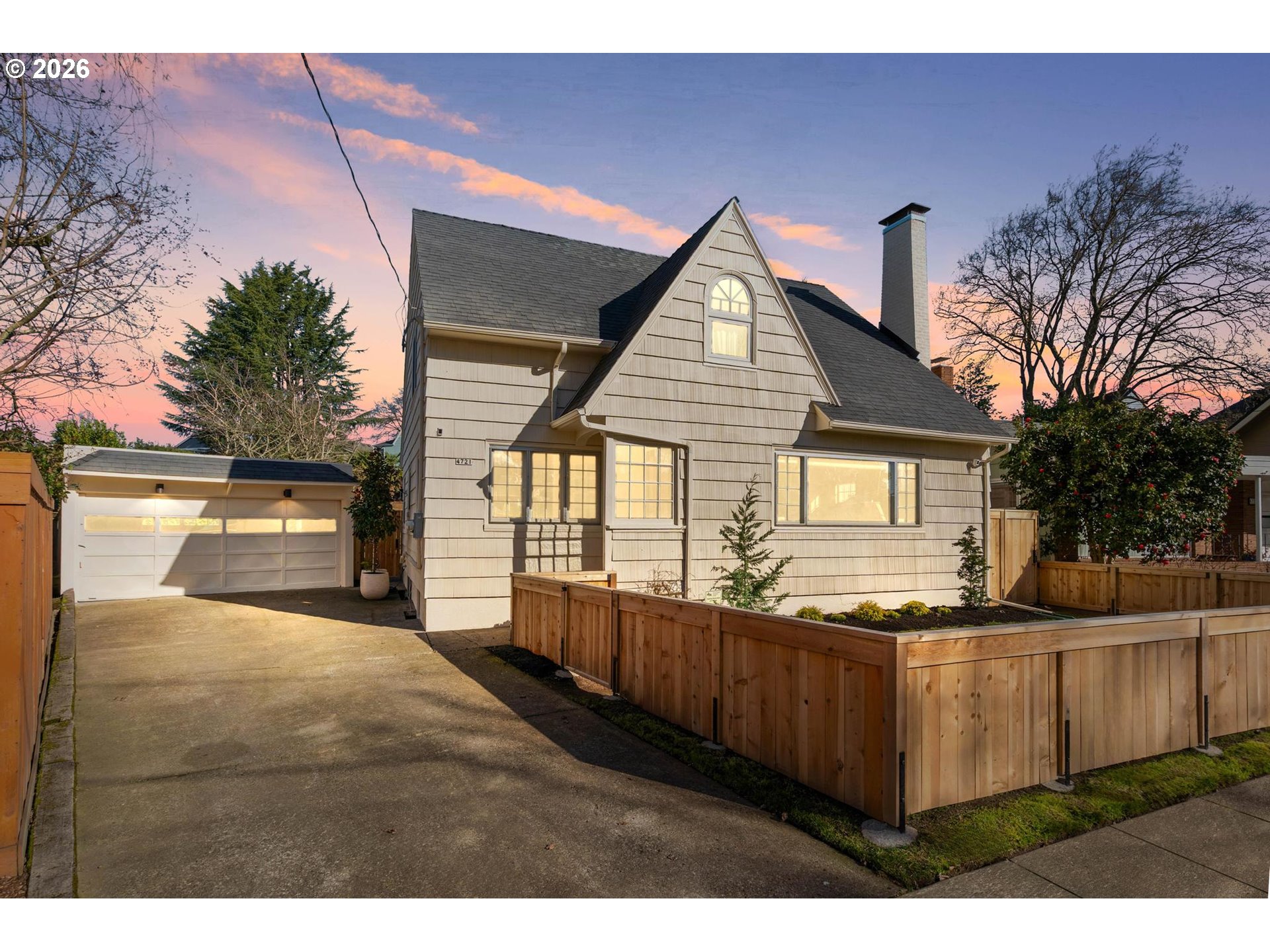 4721 NE WASCO ST