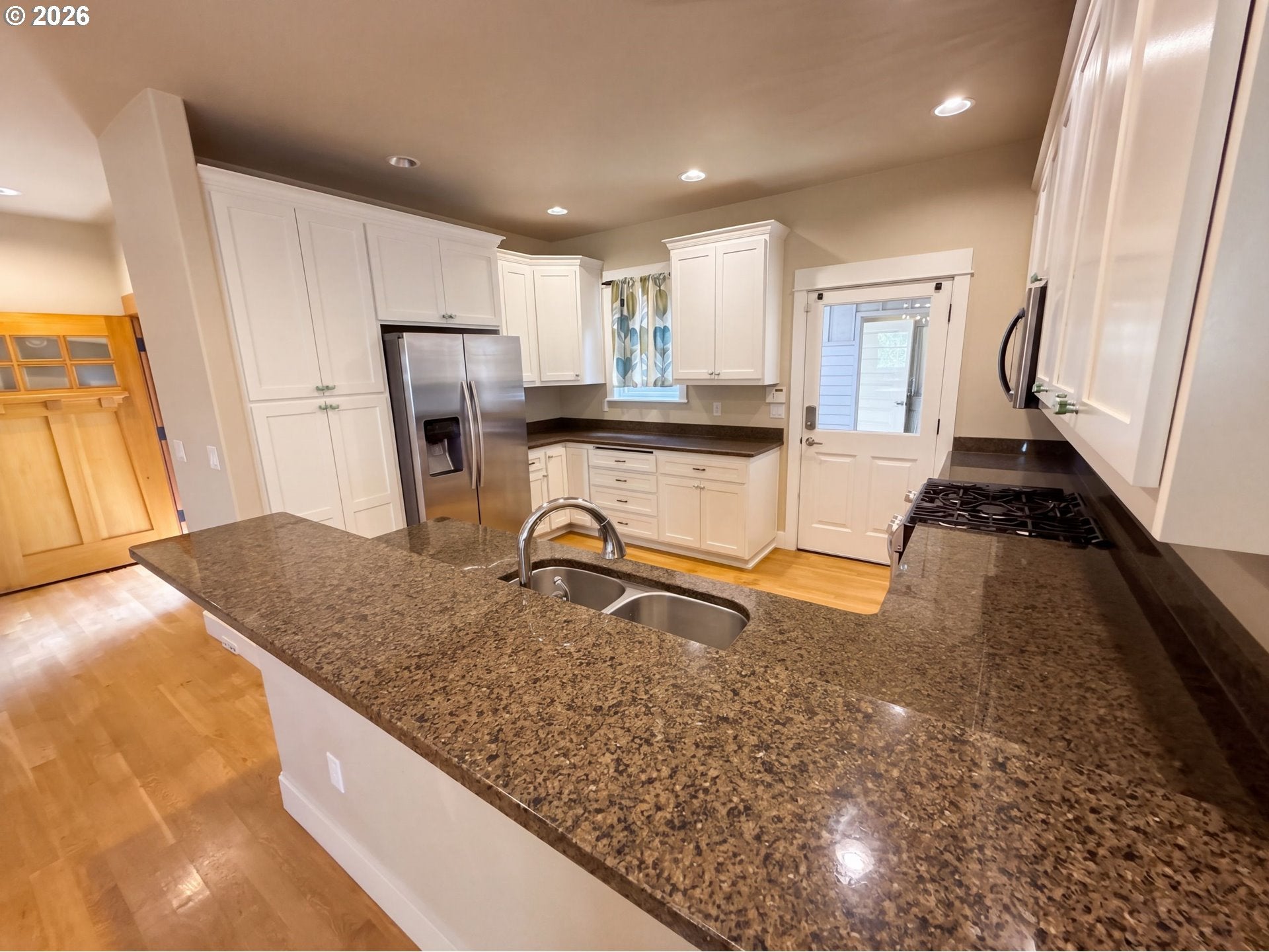 1125 W 28TH AVE