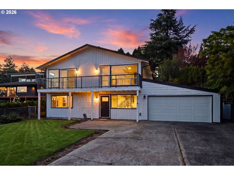 Photo of 8318 SE Middle Way, Vancouver, WA 98664 (MLS # 662123395)