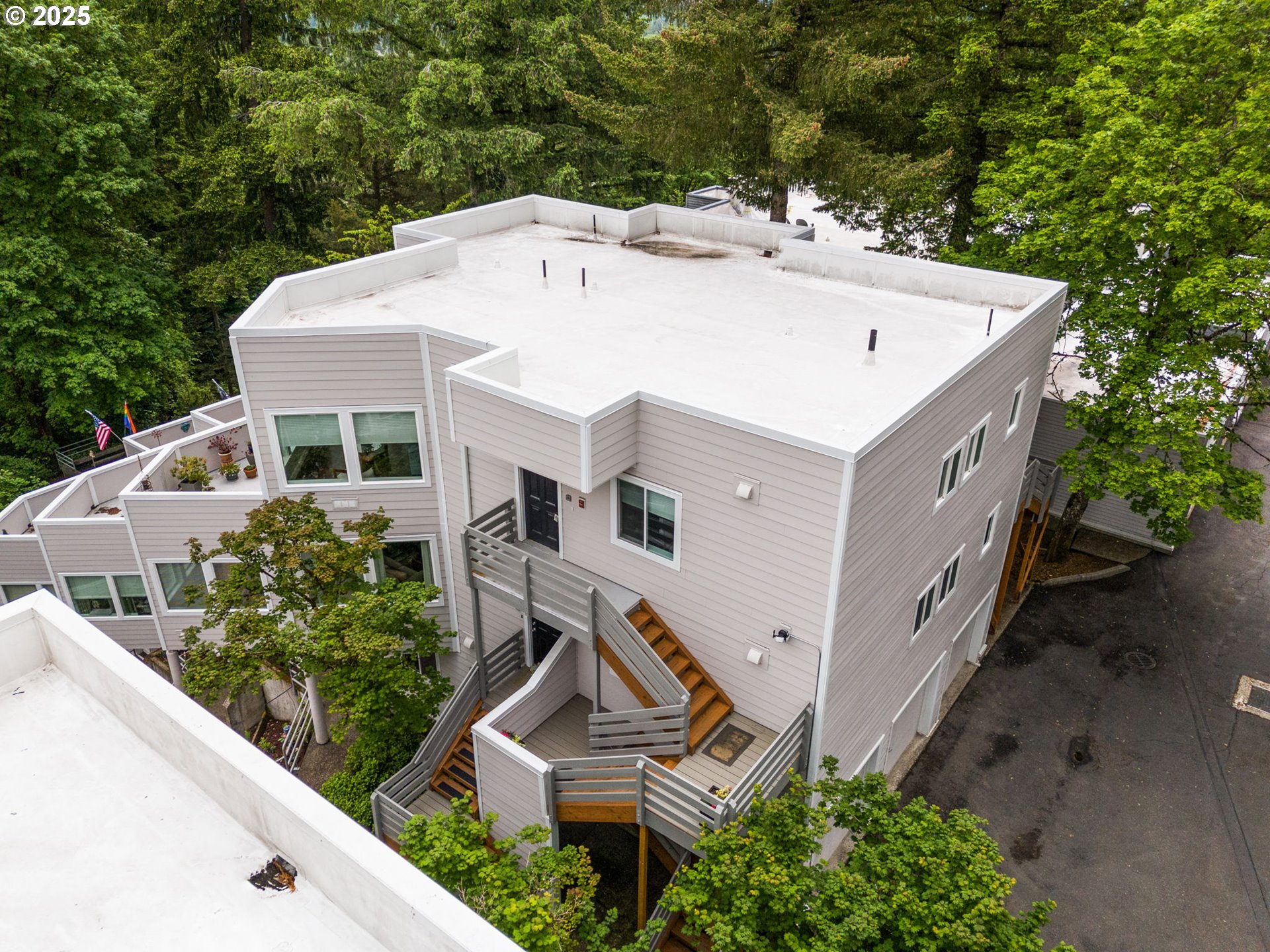 48 EAGLE CREST DR 4A