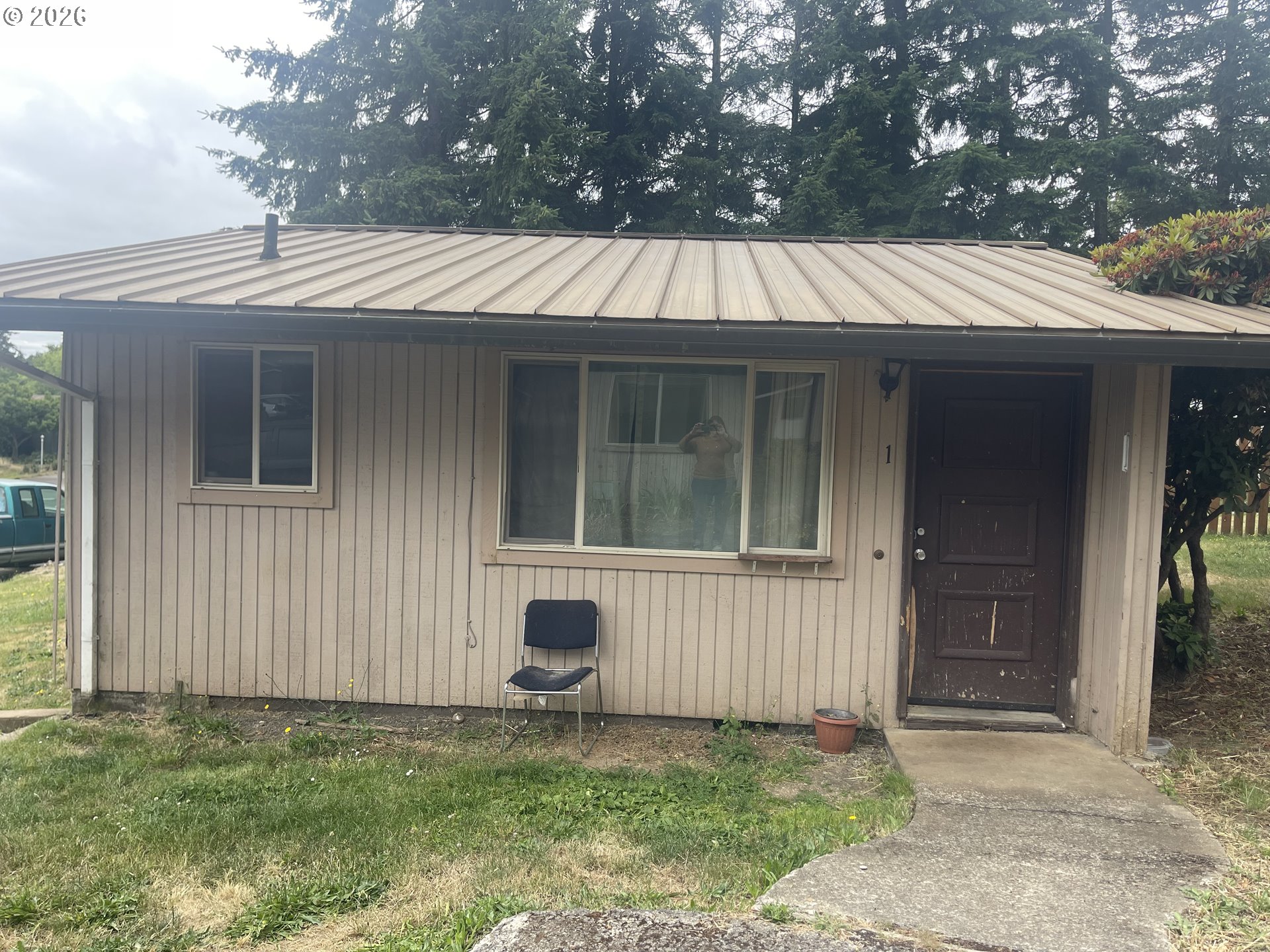 441 SW WALNUT ST