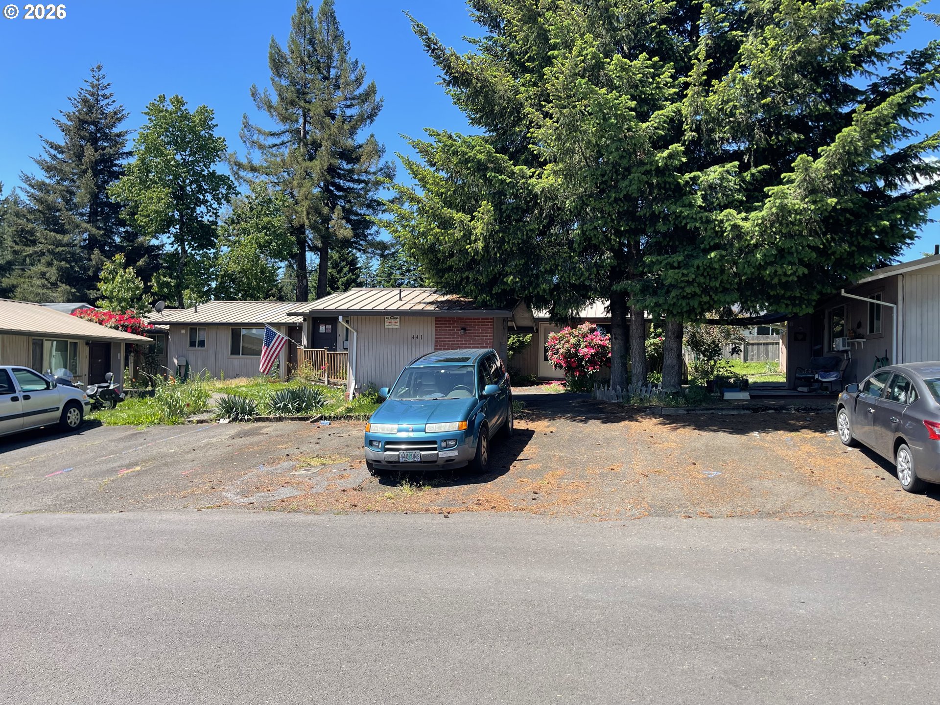 441 SW WALNUT ST