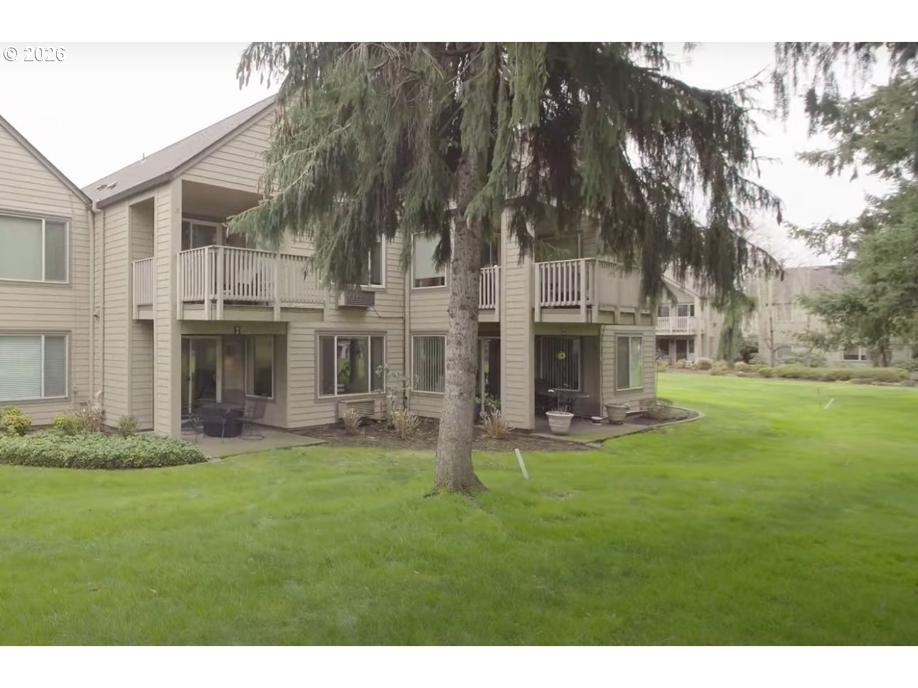 Photo 1 of 45 — 2512 SE BAYPOINT DR 37, Vancouver, WA 98683