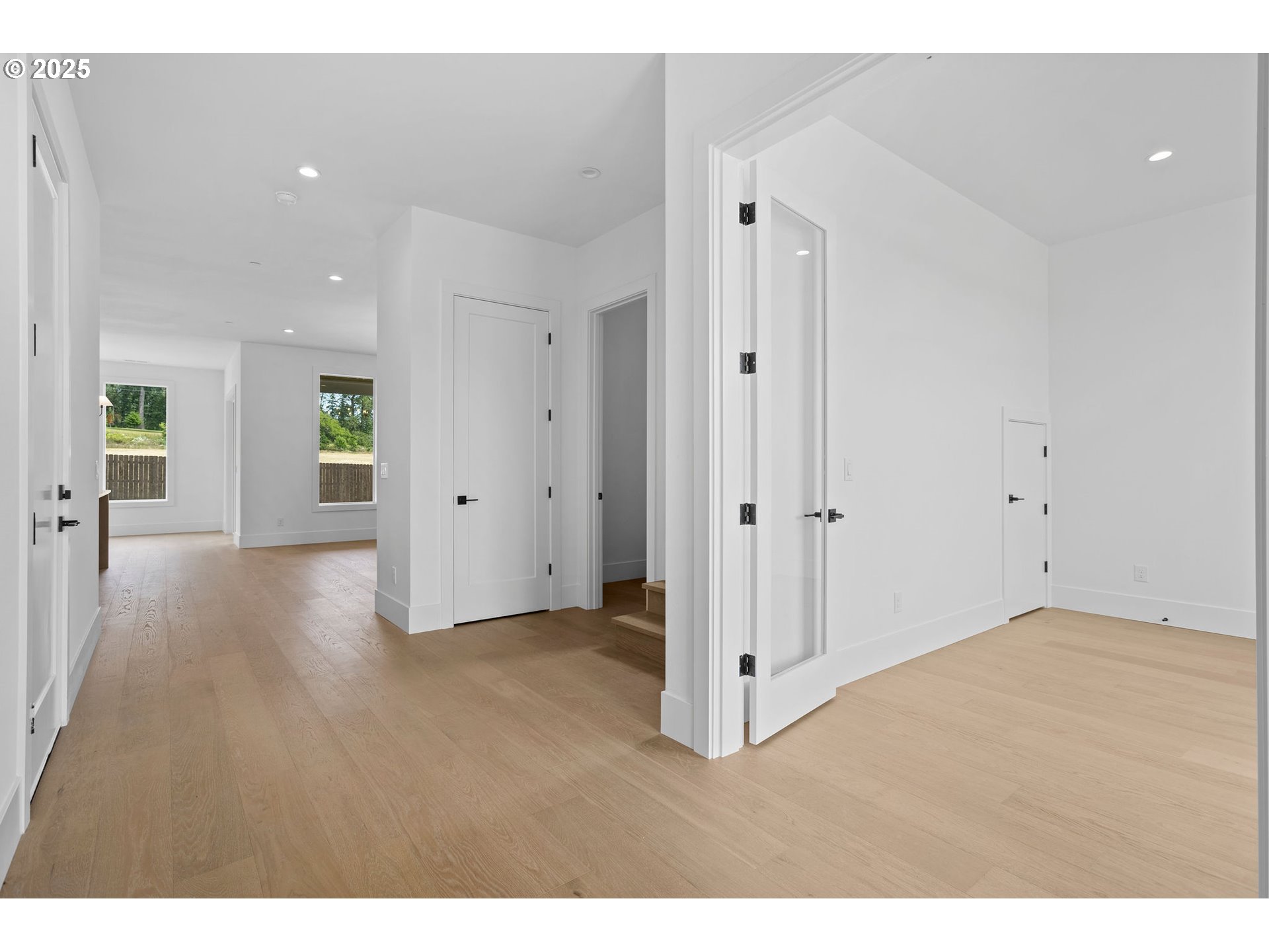 141 SE 24TH AVE