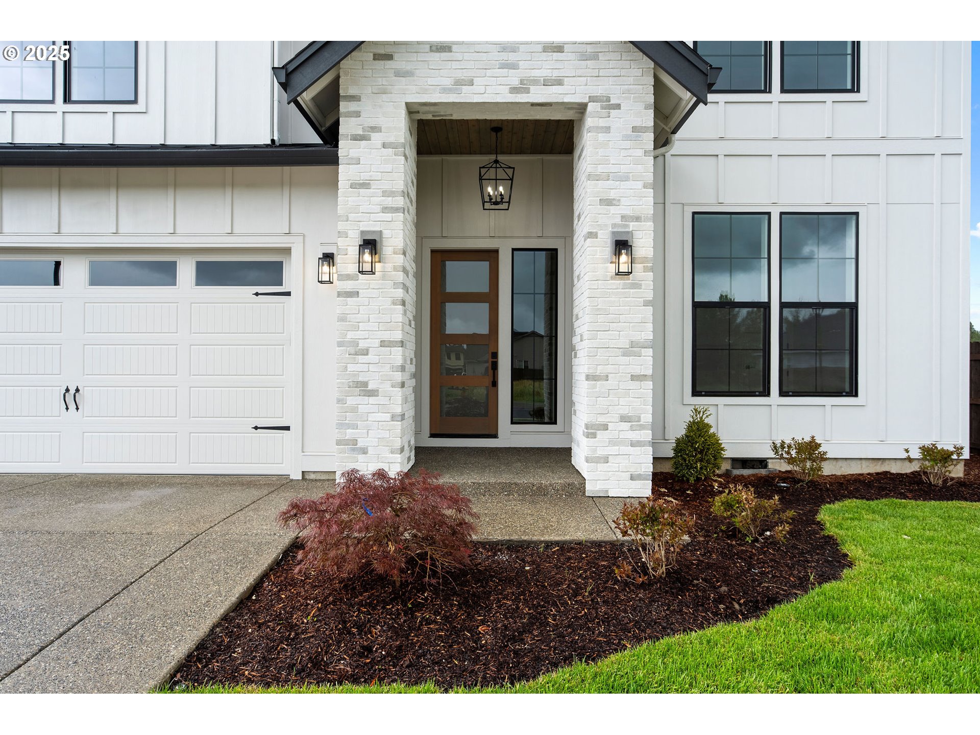 141 SE 24TH AVE