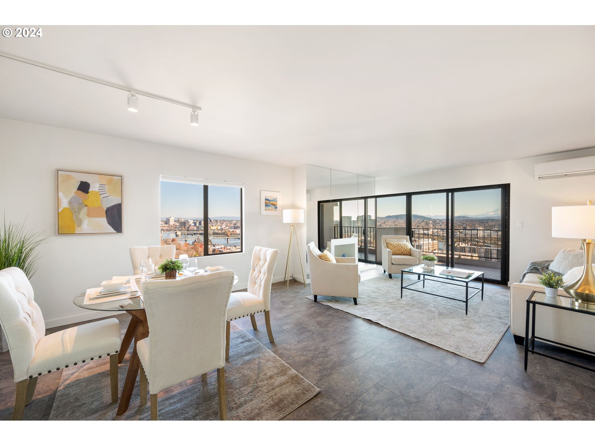 2221 SW 1ST AVE 1622