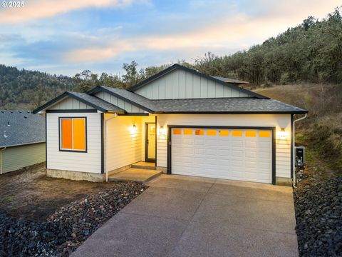 A home in Roseburg