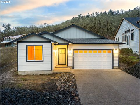 A home in Roseburg