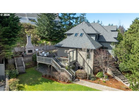 2024 CEDAR CT North Bend OR 97459