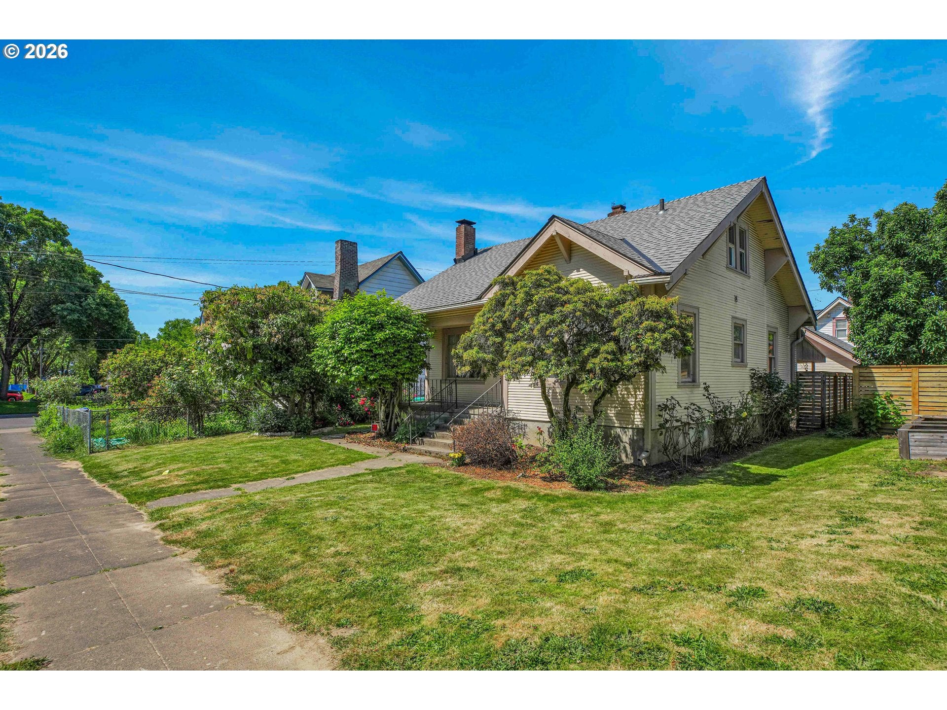 3915 N Montana AVE