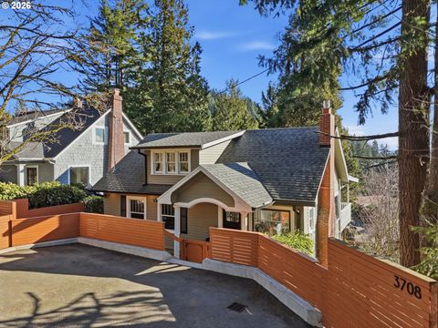 3708 SW PATTON RD Portland OR 97221