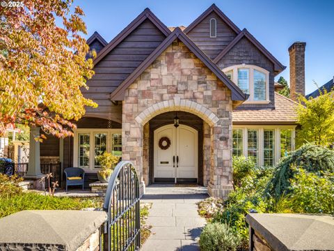 755 6TH ST Lake Oswego OR 97034