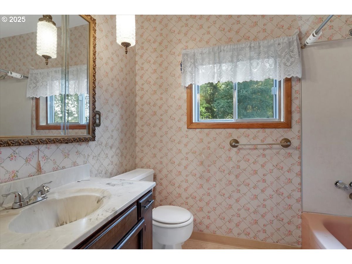 Salem, Oregon 97304, United States, 3 Bedrooms Bedrooms, ,1 BathroomBathrooms,Residential,Active,197084